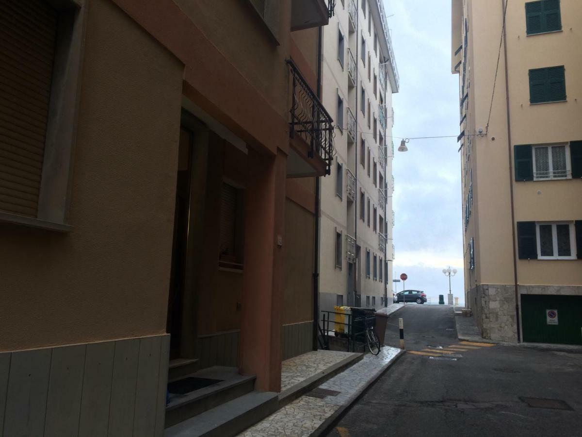 דירות קיאברי Casa Gli Scogli מראה חיצוני תמונה