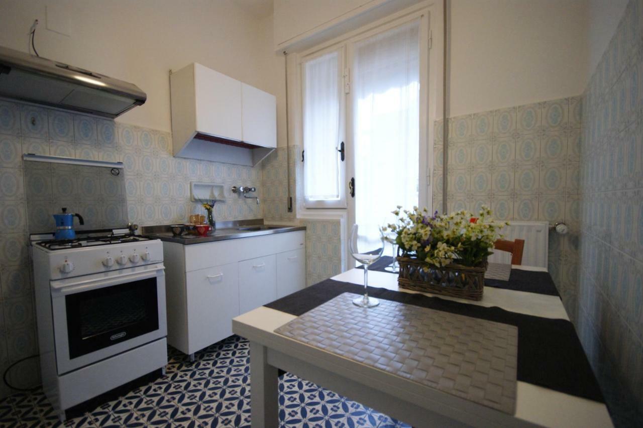 דירות קיאברי Casa Gli Scogli מראה חיצוני תמונה