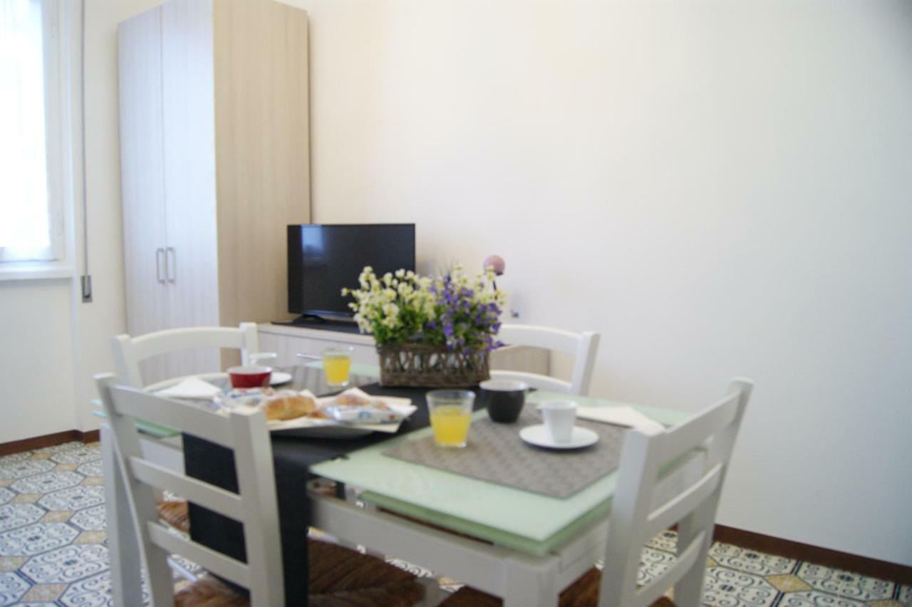 דירות קיאברי Casa Gli Scogli מראה חיצוני תמונה