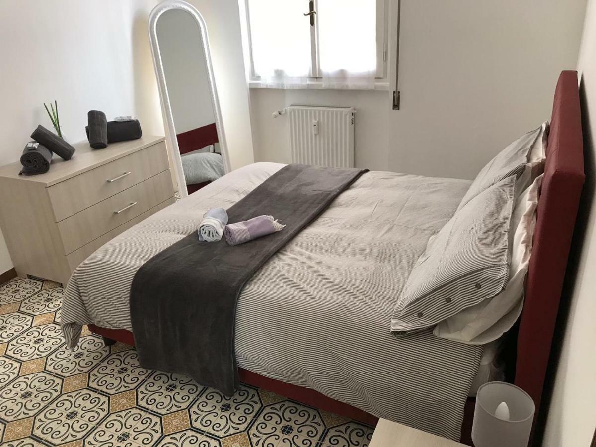 דירות קיאברי Casa Gli Scogli מראה חיצוני תמונה