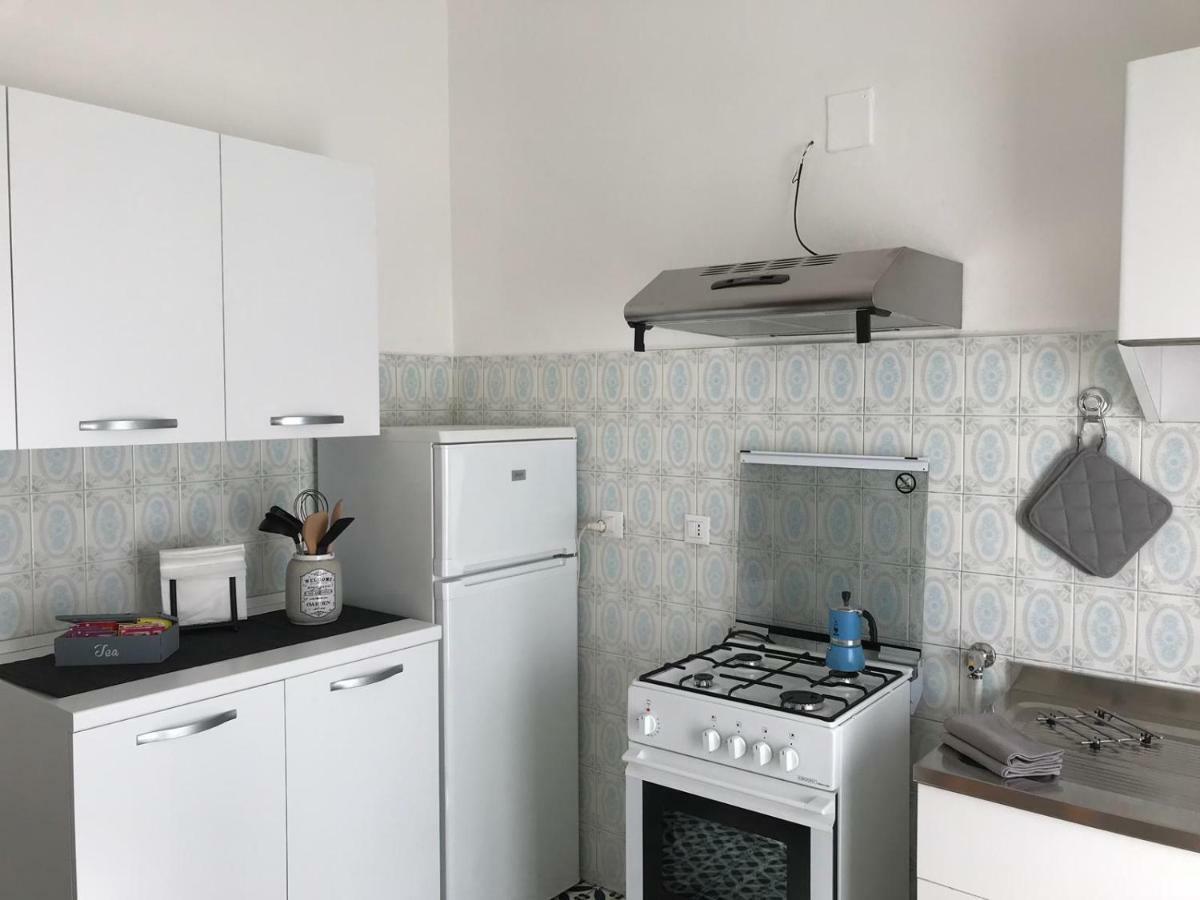 דירות קיאברי Casa Gli Scogli מראה חיצוני תמונה